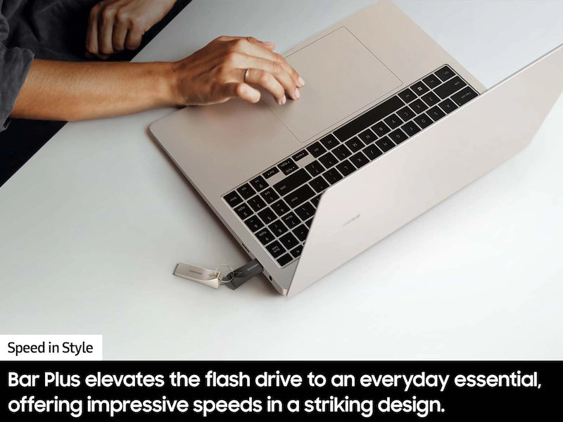 BAR Plus USB 3.1 Flash Drive 64GB Titan Grey